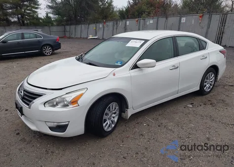 2014 Nissan Altima 2.5 S z USA, uszkodzony, nr VIN 1N4AL3AP5EN378341